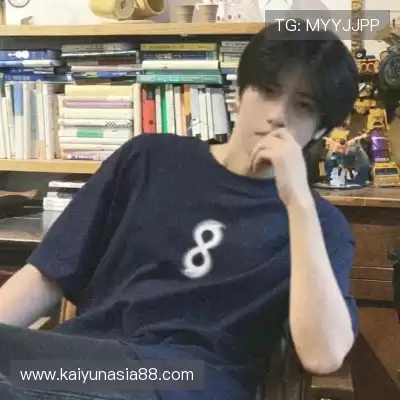 包奕和